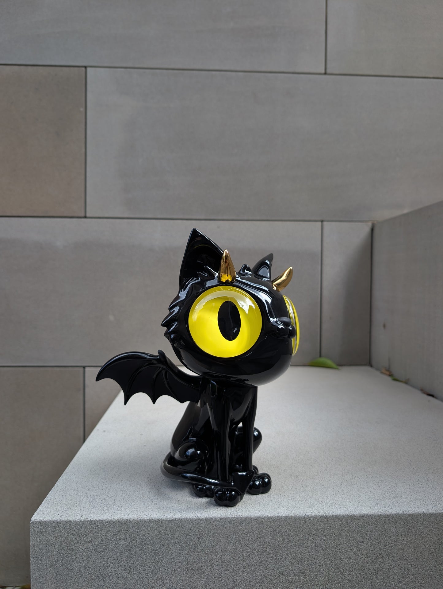 Lladró Little devil cat Sculpture. Limited Edition