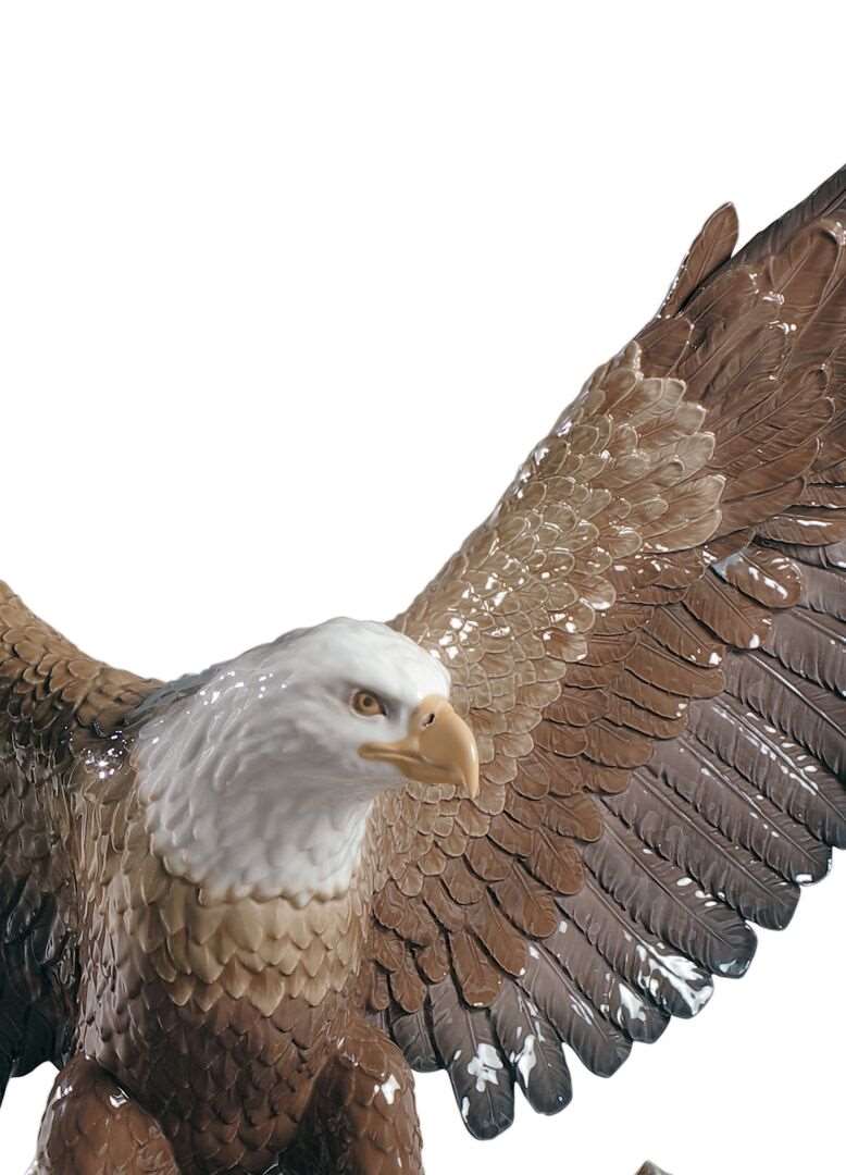 Buy Authentic Lladró Lladró Freedom Eagle Sculpture  - FormFluent Sydney Australia