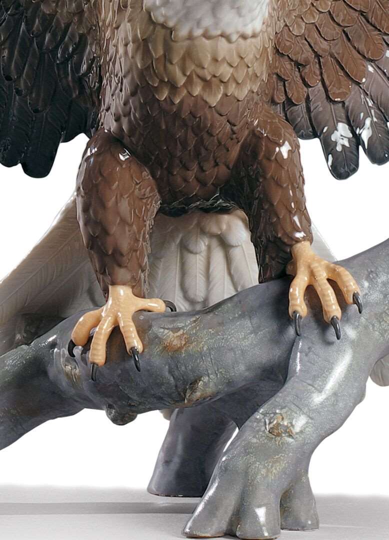 Buy Authentic Lladró Lladró Freedom Eagle Sculpture  - FormFluent Sydney Australia