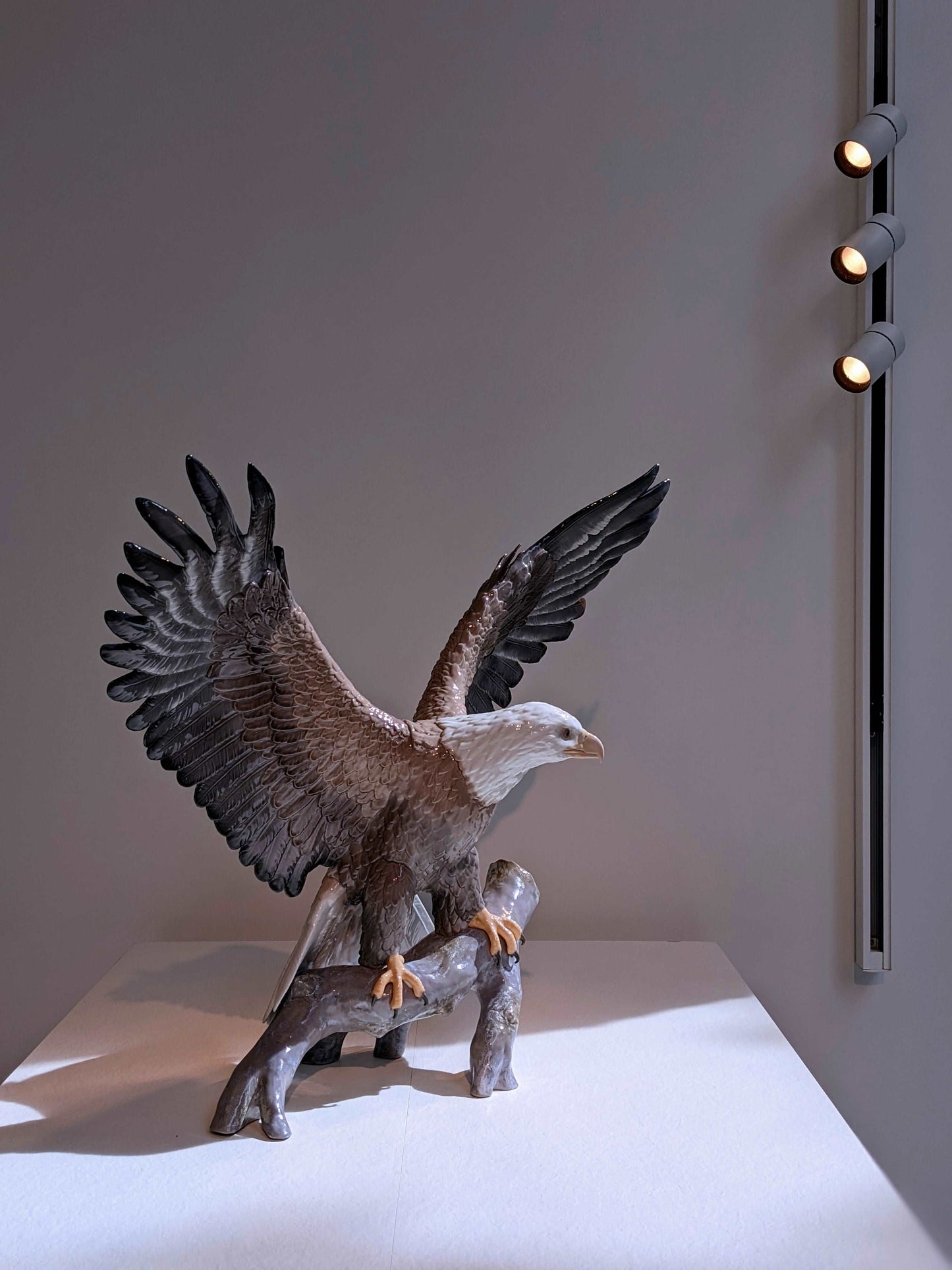 Buy Authentic Lladró Lladró Freedom Eagle Sculpture  - FormFluent Sydney Australia