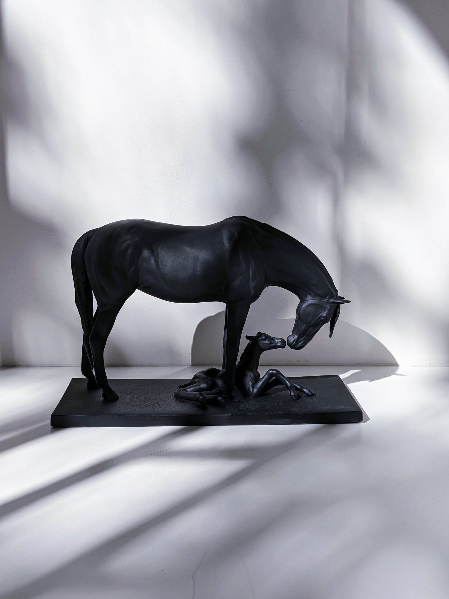 Lladró Mare and Foal Sculpture FormFluent
