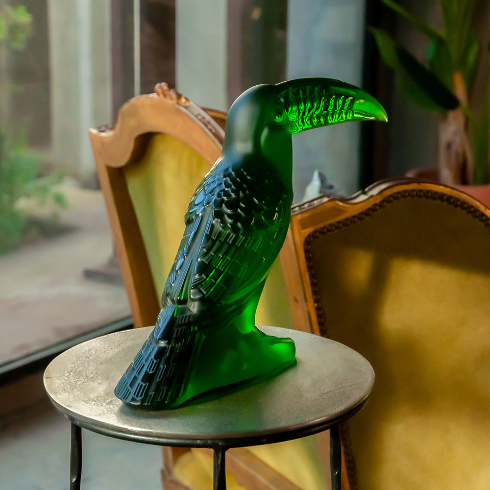 Toucan Sculpture Lalique green crystal