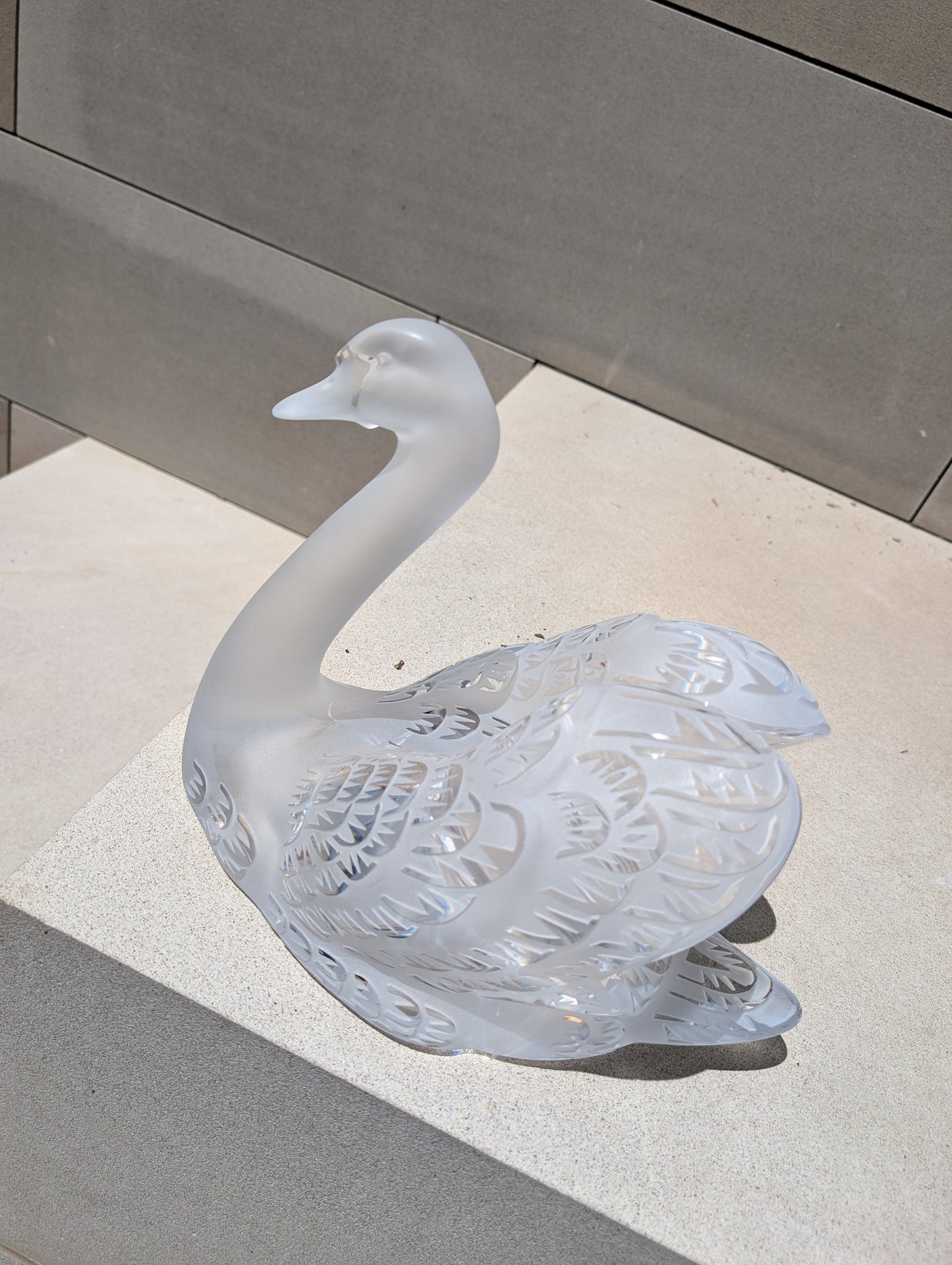 Buy Authentic Lalique Lalique Swan Head Up Crystal Sculpture Sculpture - FormFluent Sydney Australia