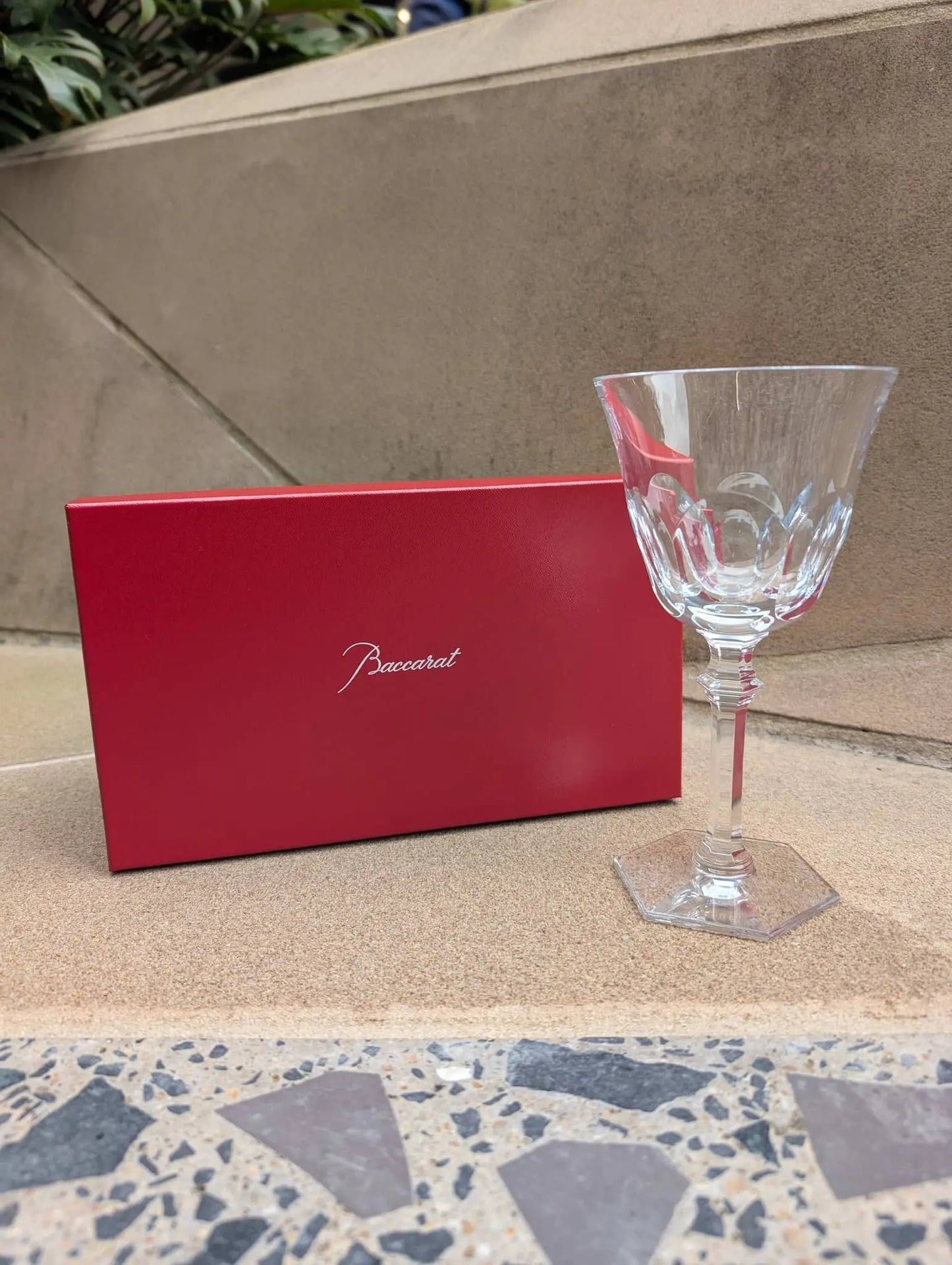 Baccarat Harcourt Eve Glass Medium by Baccarat at FormFluent Sydney, Australia