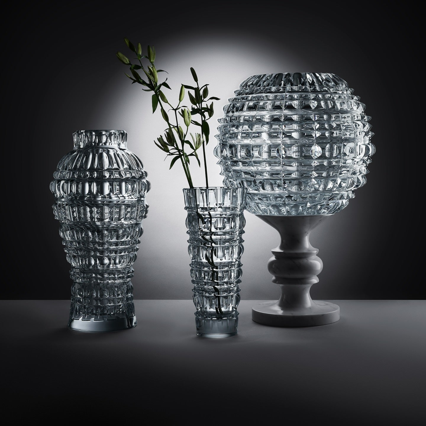 Baccarat New Antique Solar Vase Limited Edition