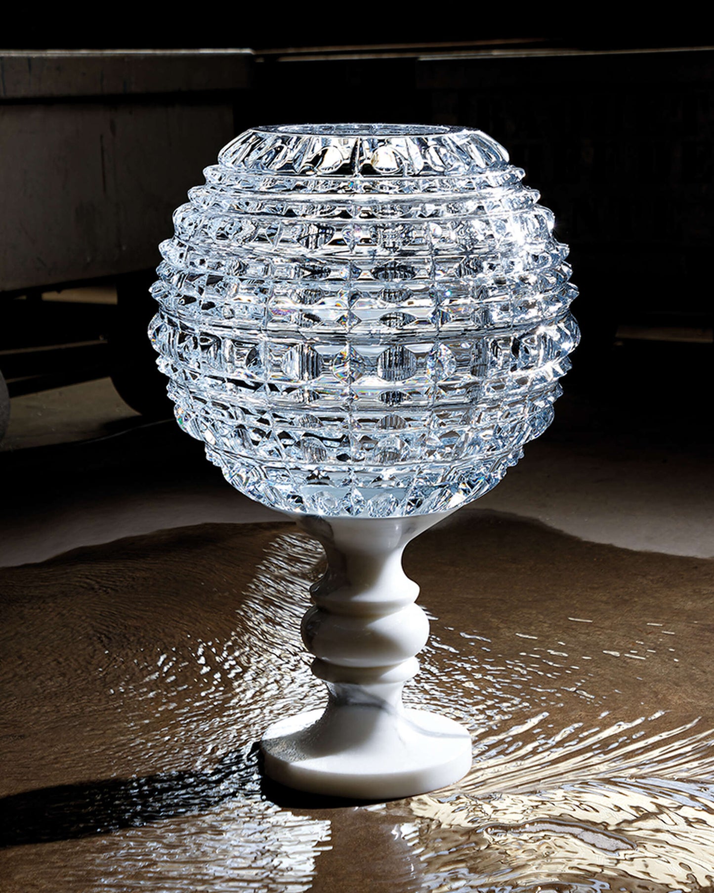 Baccarat New Antique Solar Vase Limited Edition