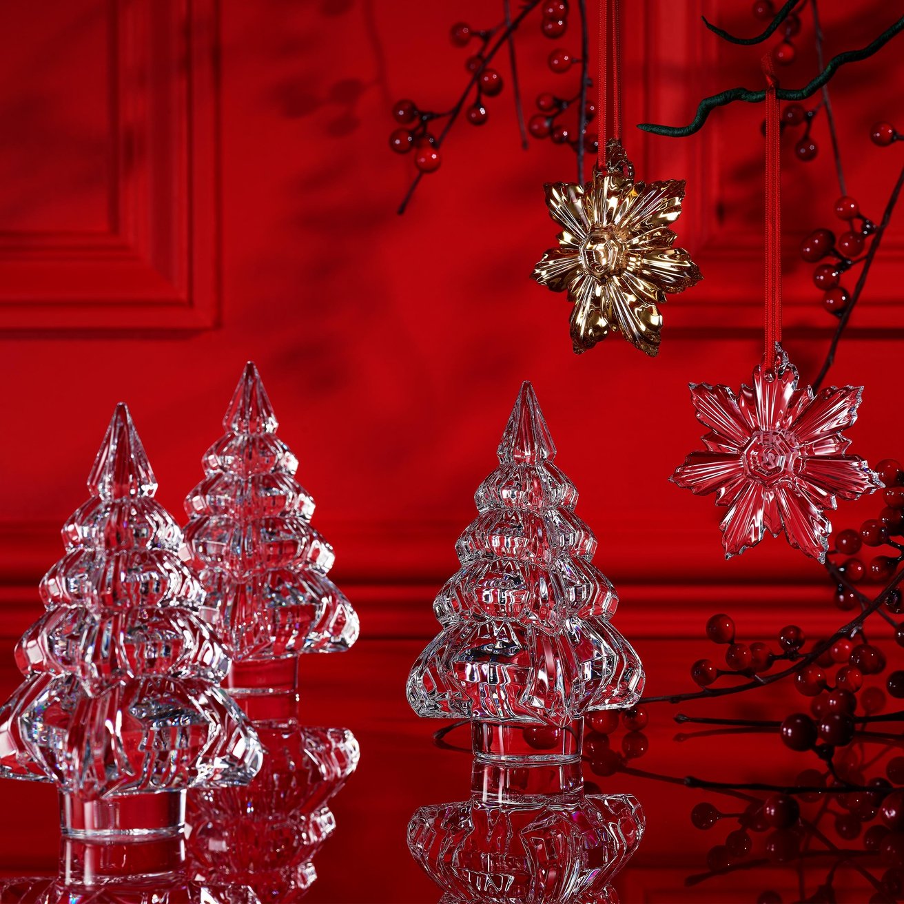 Baccarat Noël Palmette Fir Figurine 2025 Sculpture by Baccarat at FormFluent