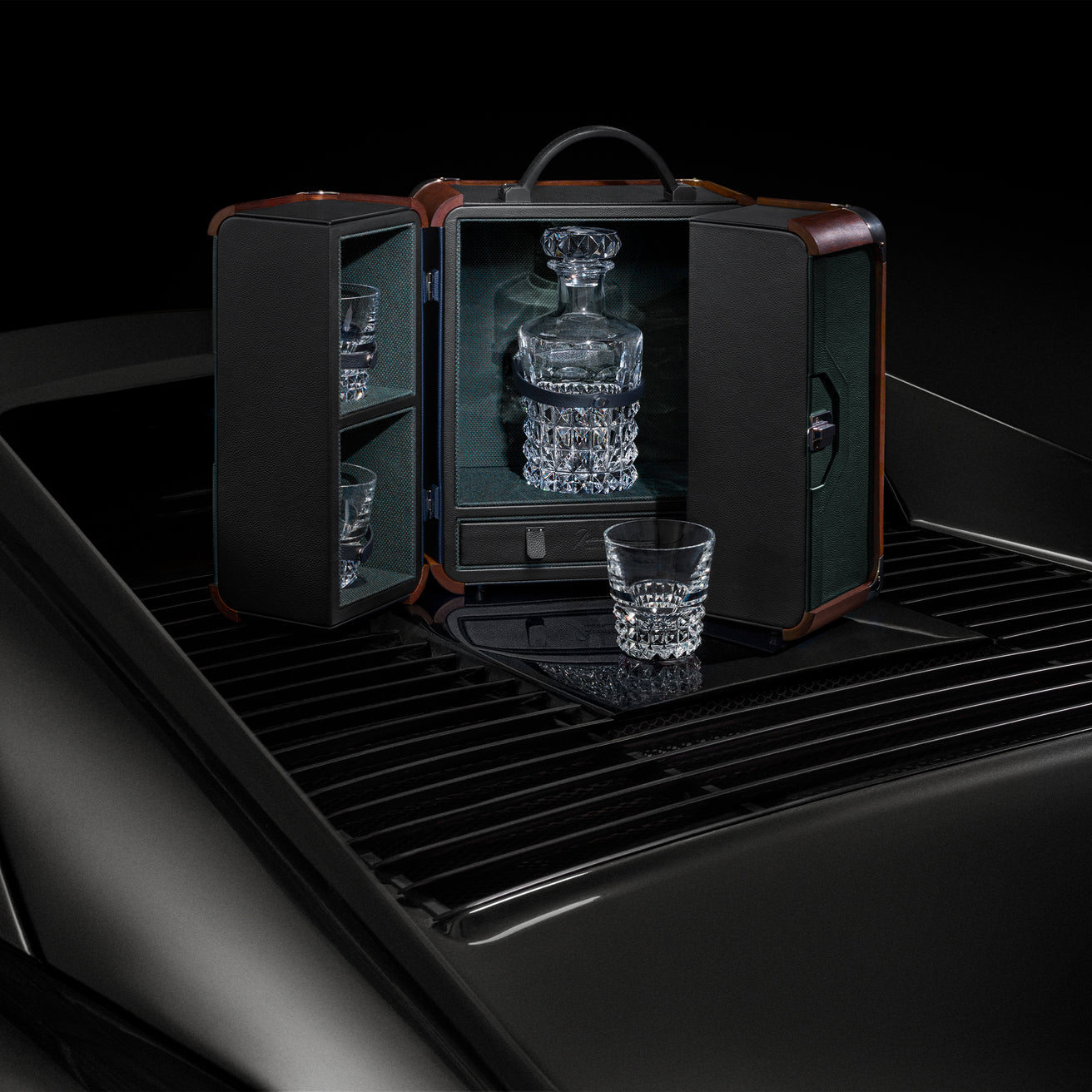 Baccarat Octogone Trunk Louxor Barware by Baccarat at FormFluent