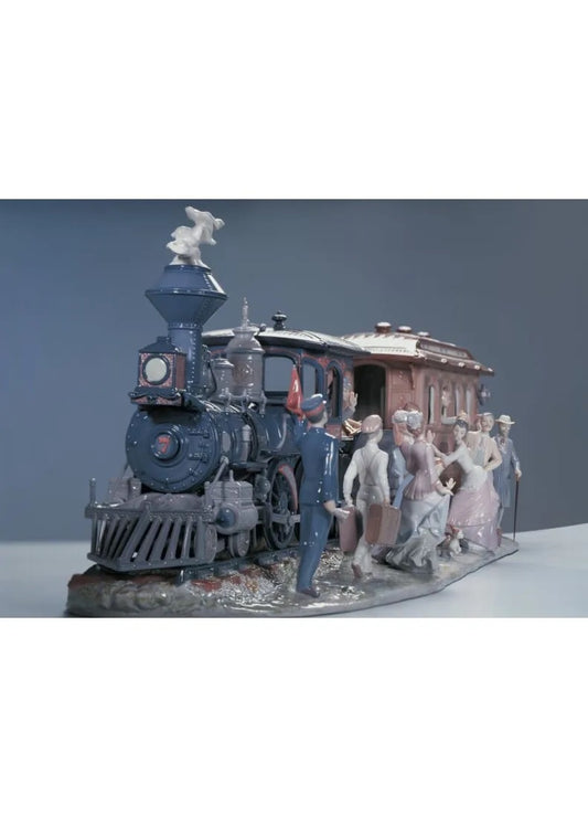 Lladró A Grand Adventure Train Sculpture. Limited Edition   FormFluent
