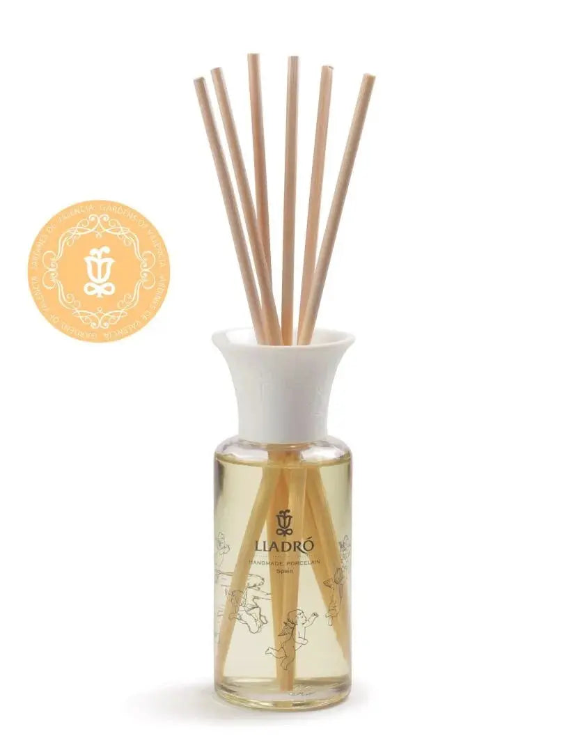 Lladró Aroma Diffuser Gardens of Valencia Scent by Lladró at FormFluent