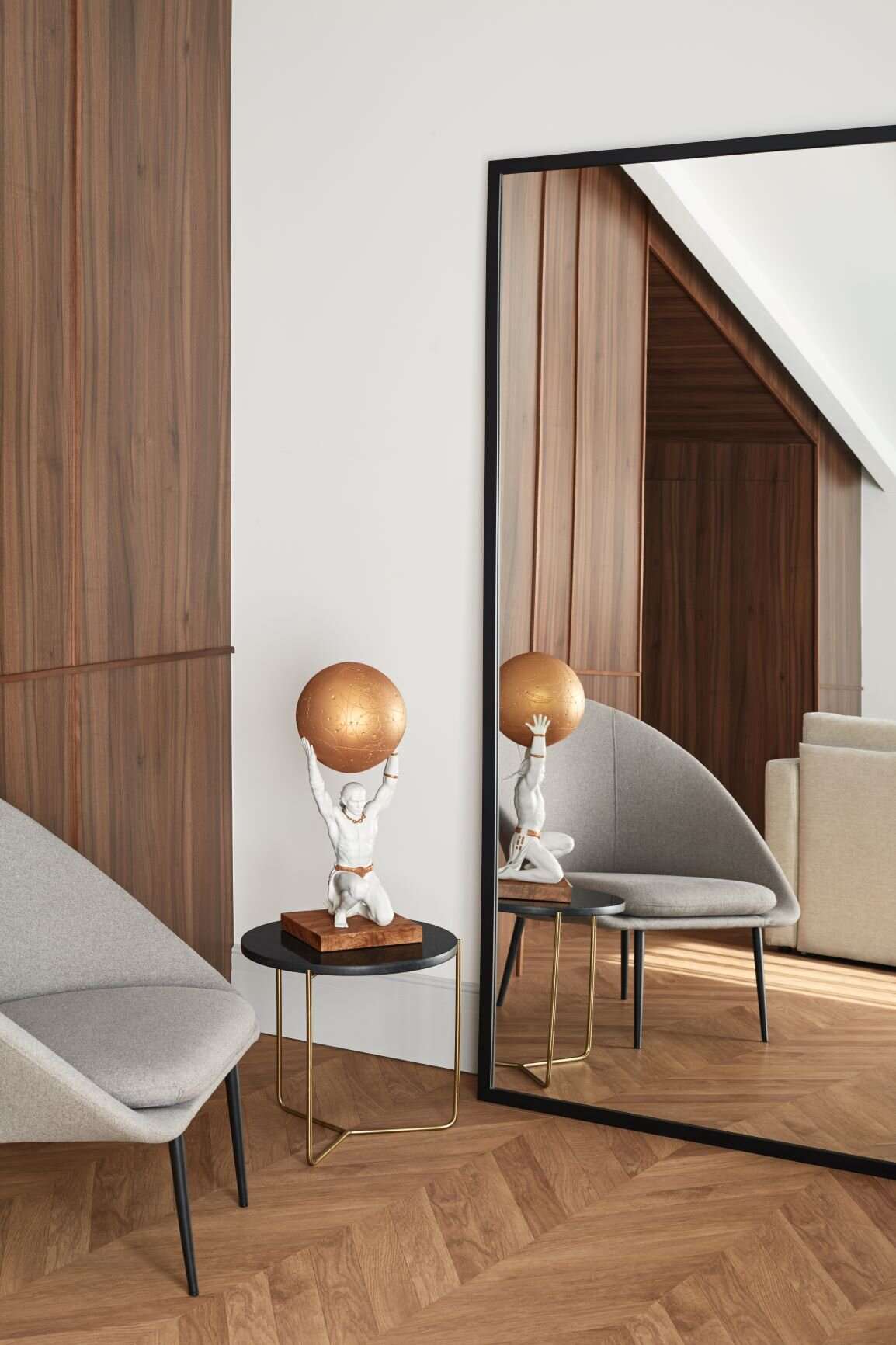 Atlas Sculpture