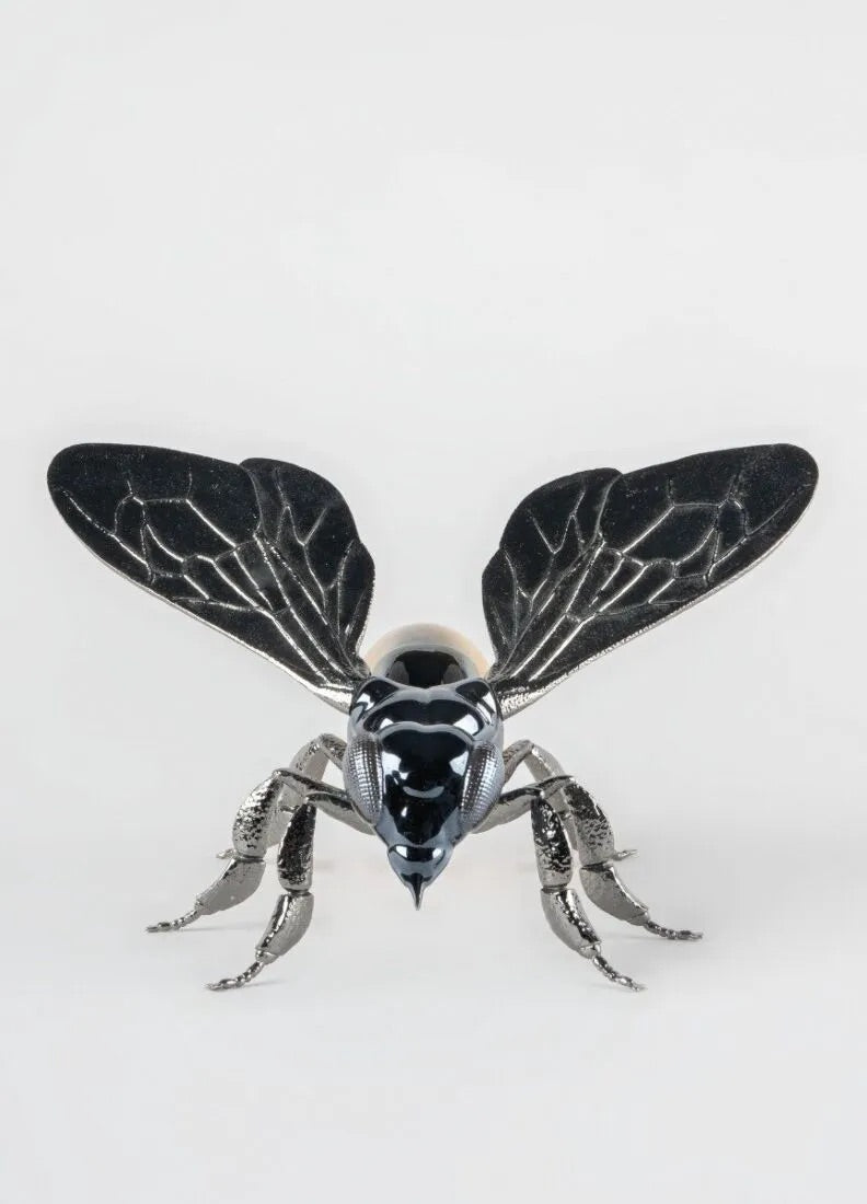 Lladró Awesome Insects Bee Figurine Coloured Sculpture by Lladró at FormFluent Sydney, Australia
