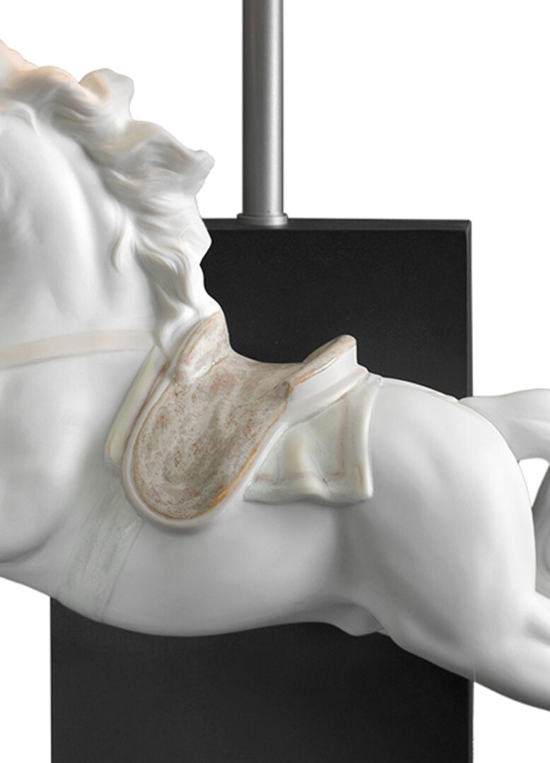 Lladró Horse on Pirouette Table Lamp featuring a white porcelain horse elegantly designed for stylish lighting