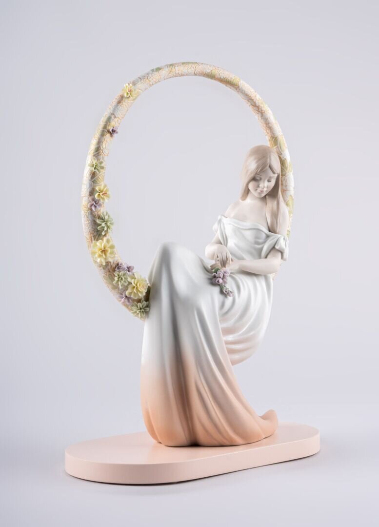 Lladró In Her Thoughts Woman Figurine FormFluent