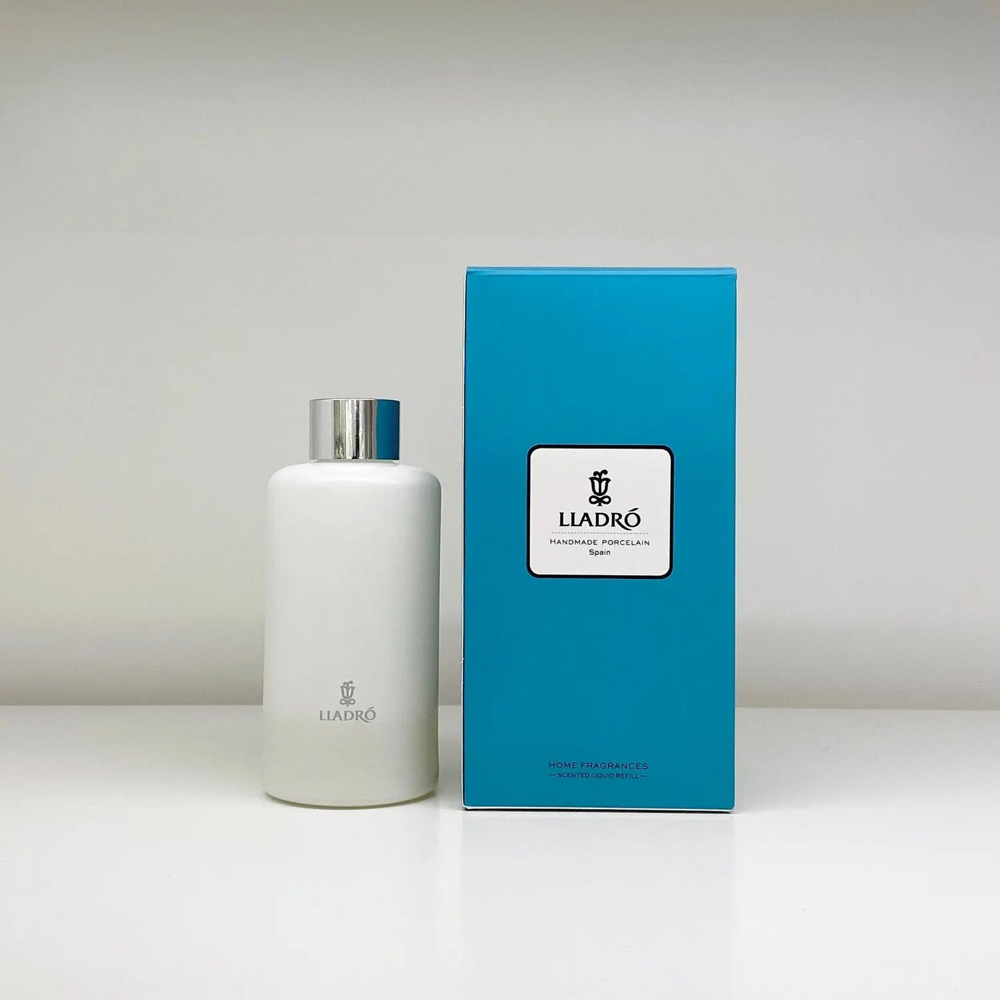 Lladró Liquid Diffuser Refill Scent by Lladró at FormFluent