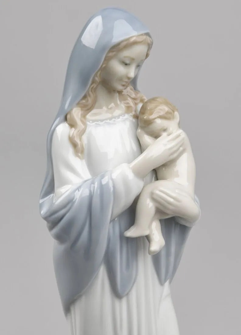 Lladró Madonna of the Flowers Virgin Mary Figurine (with baby Jesus)   FormFluent