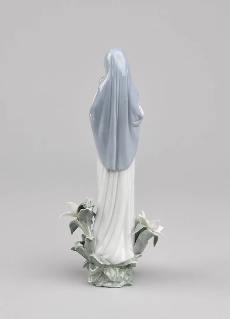 Lladró Madonna of the Flowers Virgin Mary Figurine (with baby Jesus) by Lladró at FormFluent