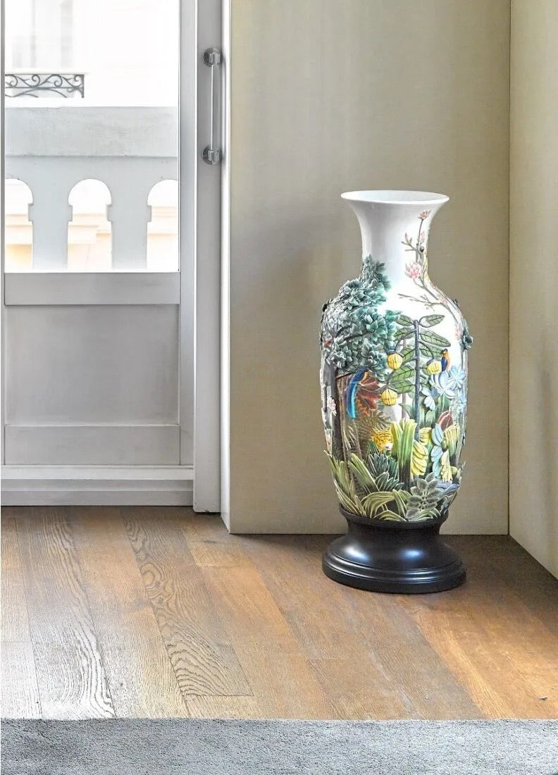 Lladró Paradise Vase Animal Life Figurine. Limited Edition FormFluent