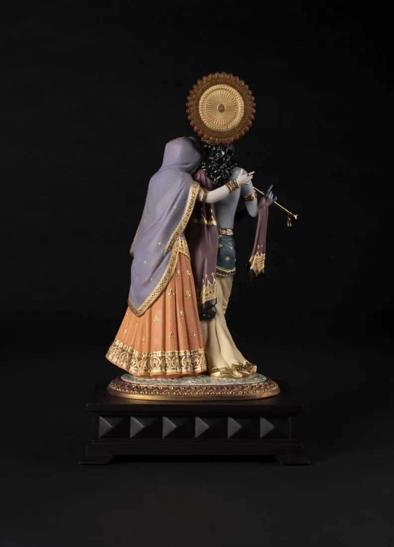Lladró Radha Krishna Sculpture. Limited edition FormFluent