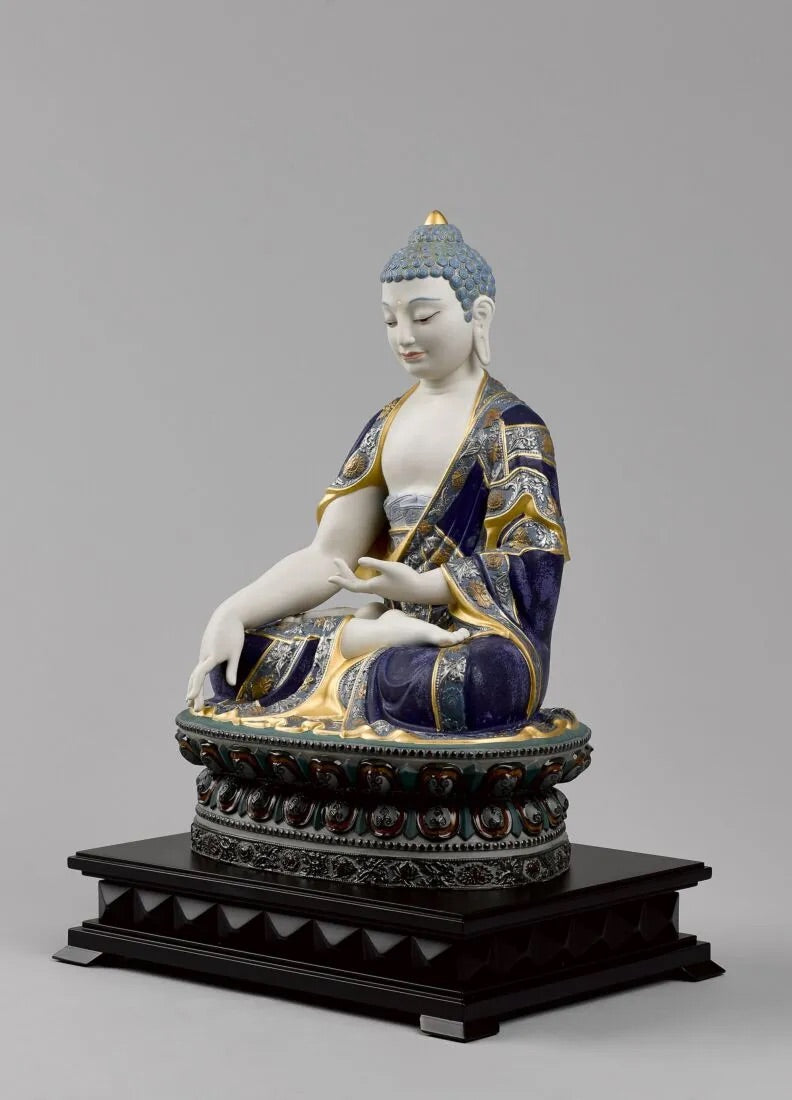 Lladró Shakyamuni Buddha Sculpture. Golden Lustre. Limited Edition FormFluent