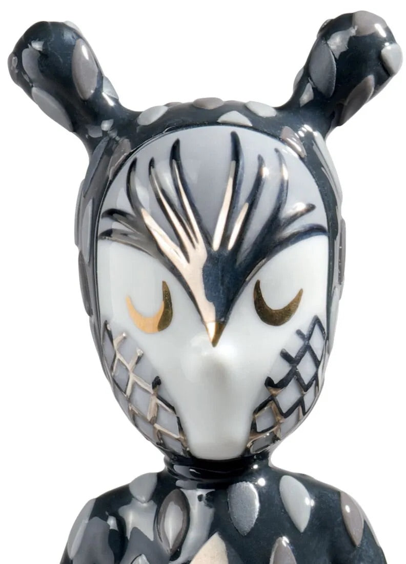 Buy Authentic Lladró Lladró The Guest by Rolito Sculpture Small Model Numbered Edition  - FormFluent Sydney Australia