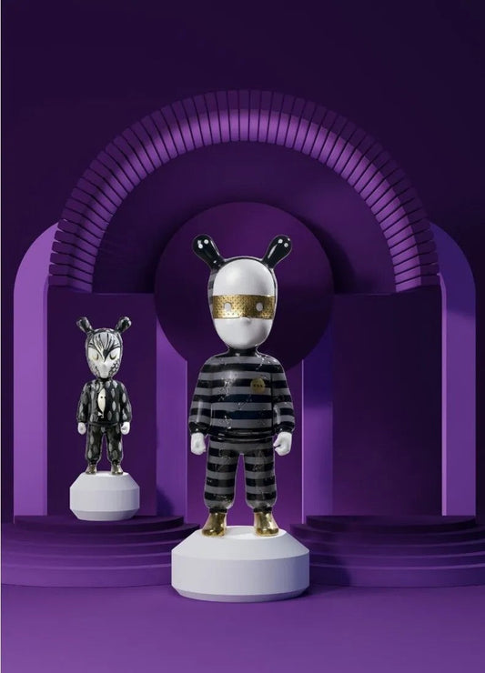 Buy Authentic Lladró Lladró The Guest by Rolito Sculpture Small Model Numbered Edition  - FormFluent Sydney Australia