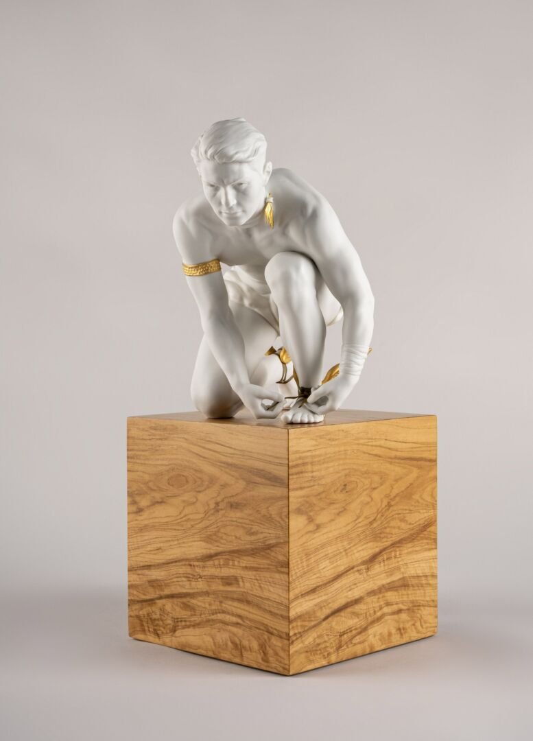 Lladró Hermes Sculpture   FormFluent
