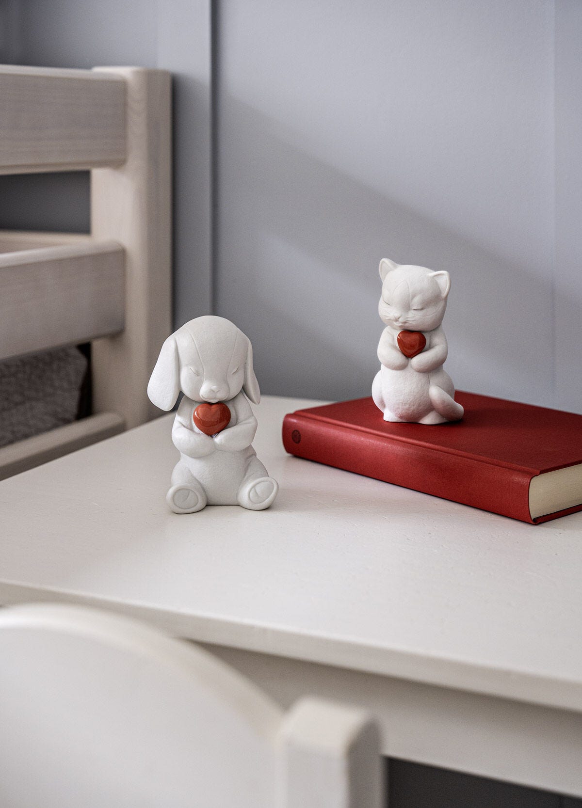 Lladró Lovely World Collection FormFluent