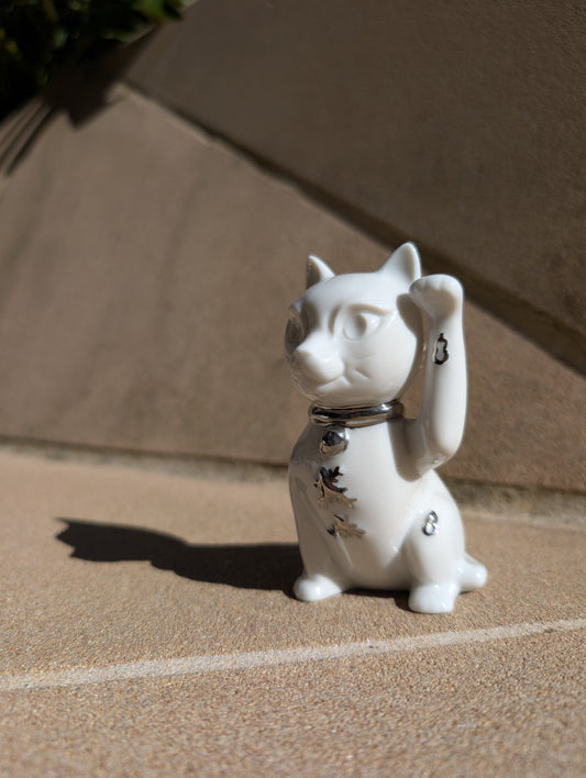 Lladró Maneki Neko Cat Figurine (Silver lustre) by Lladró at FormFluent