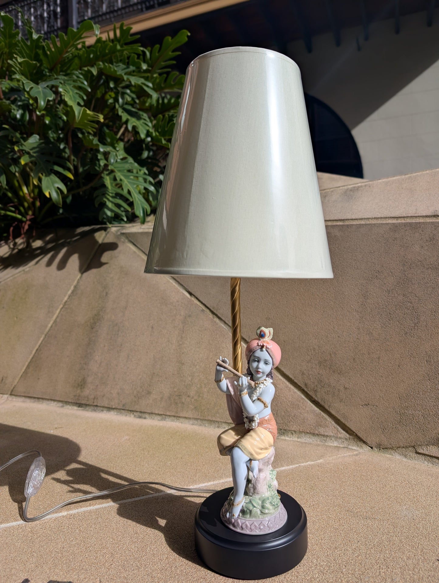 Buy Authentic Lladró Lladró Lord Krishna Table Lamp Lighting - FormFluent Sydney Australia