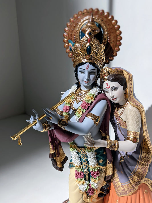 Lladró Radha Krishna Sculpture. Limited edition FormFluent