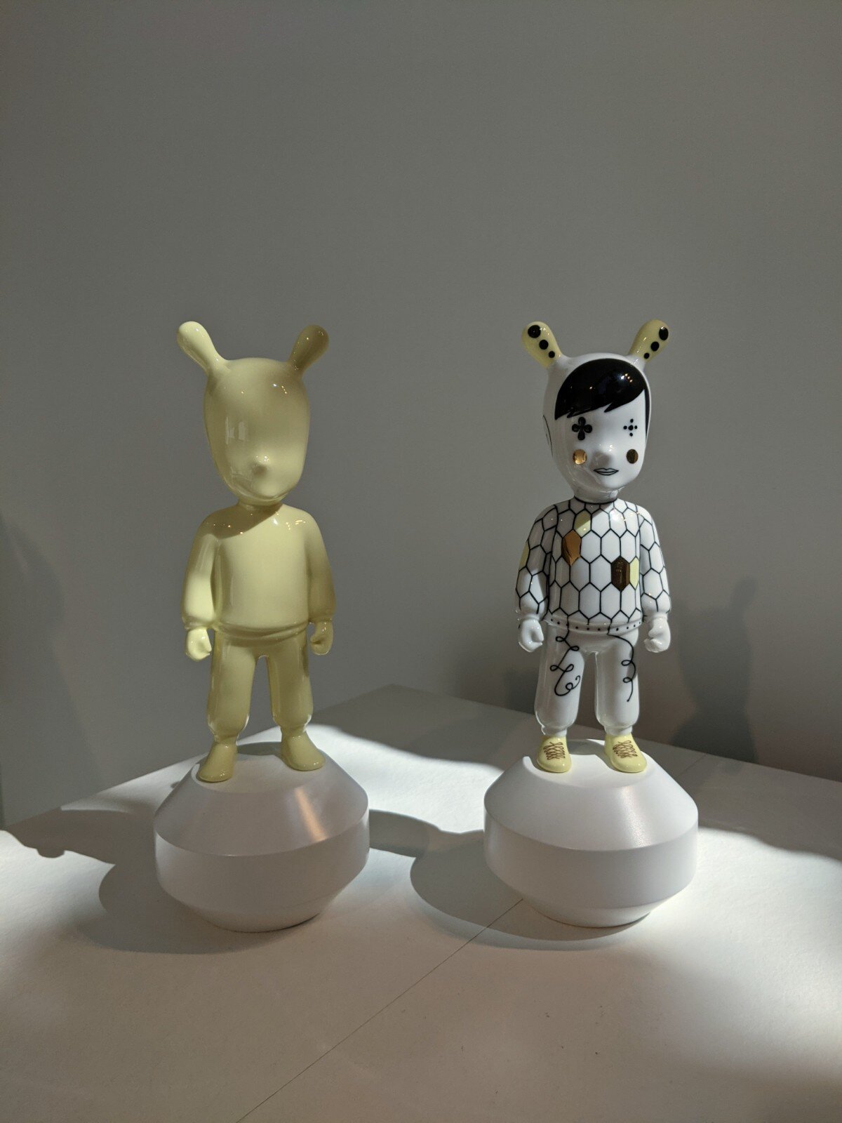 Buy Authentic Lladró Lladró The Guest by Jaime Hayon Small Model Numbered Edition  - FormFluent Sydney Australia