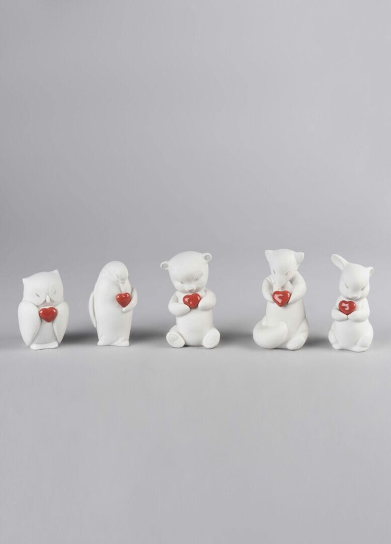 Lladró Roby - Courageuos Bear Figurine Sculpture by Lladró at FormFluent Sydney, Australia