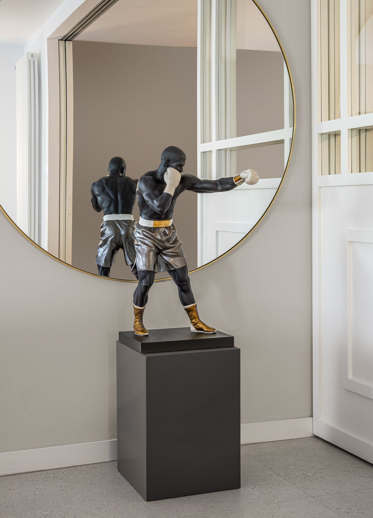 Lladró Boxer Sculpture Sculpture FormFluent