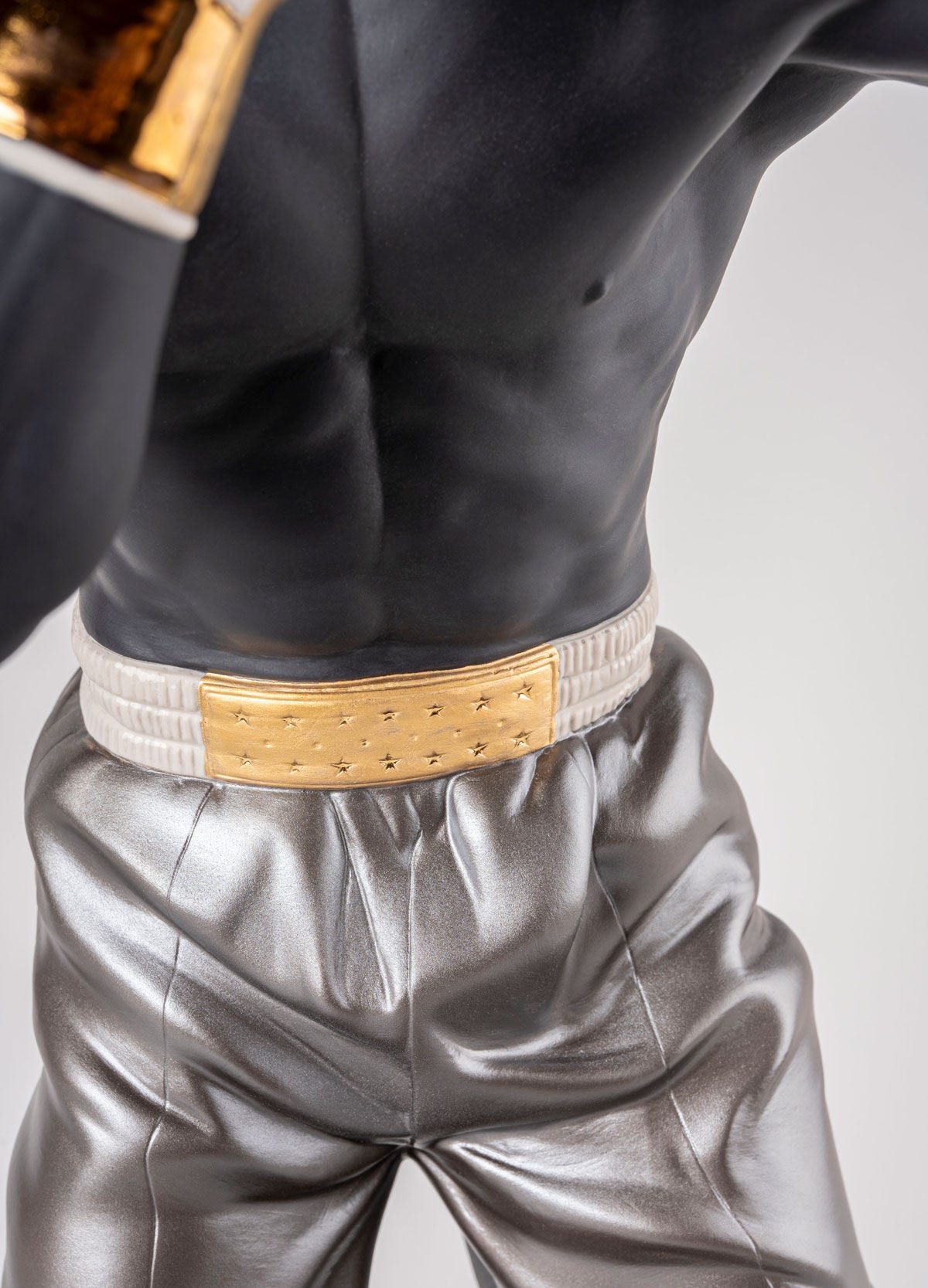 Lladró Boxer Sculpture Sculpture FormFluent