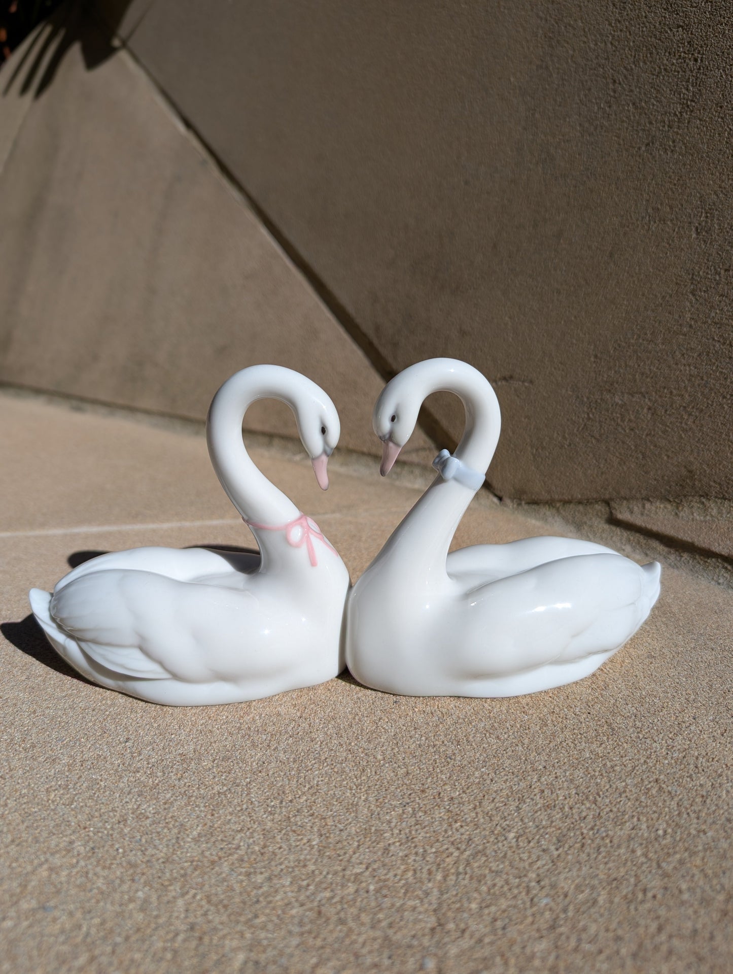 Lladró Endless Love Swans Figurine (Gold Lustre/ Silver Lustre / Pastel/ Cake Topper) by Lladró at FormFluent