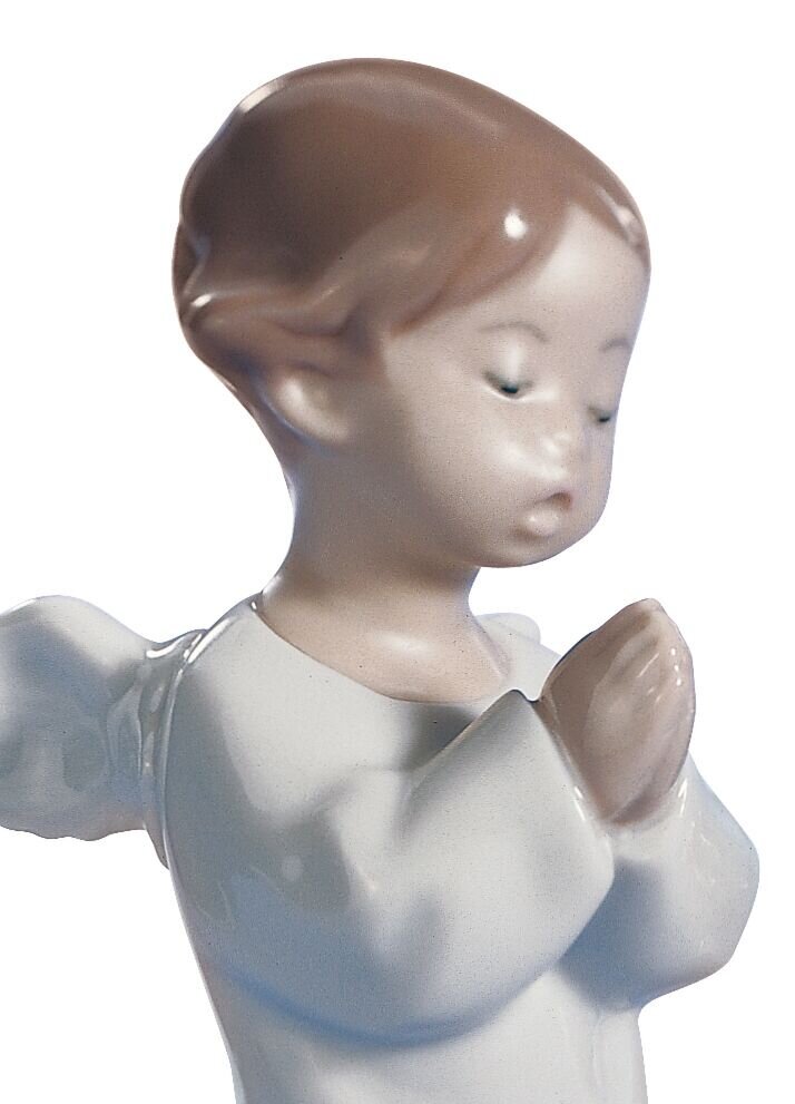 Lladró Angel Praying Figurine   FormFluent