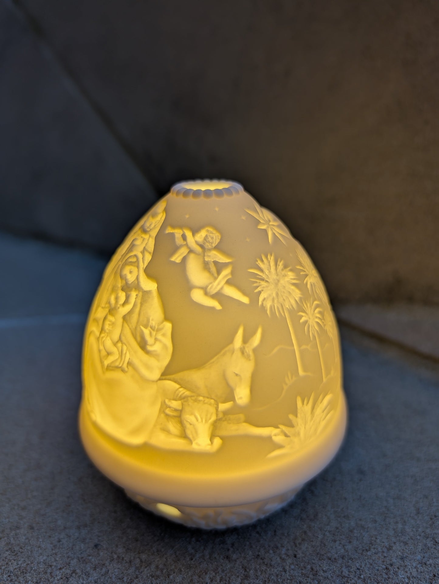 Lladró Lladró Nativity Lithophane - FormFluent Sydney Australia