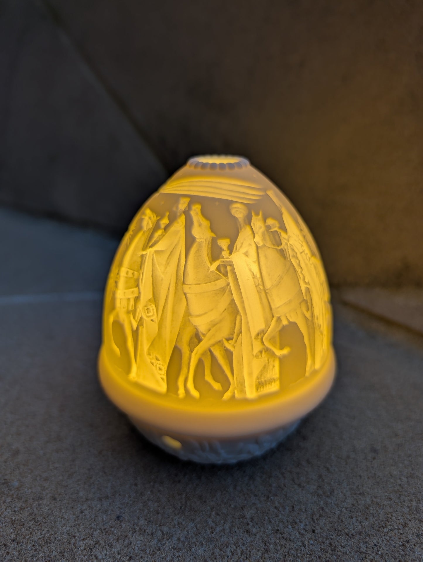 Lladró Lladró Nativity Lithophane - FormFluent Sydney Australia
