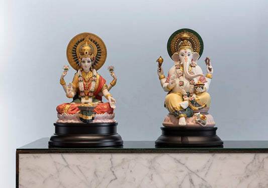 Why-Goddess-Lakshmi-and-Lord-Ganesha-Are-Worshipped-Together FormFluent Sydney Australia