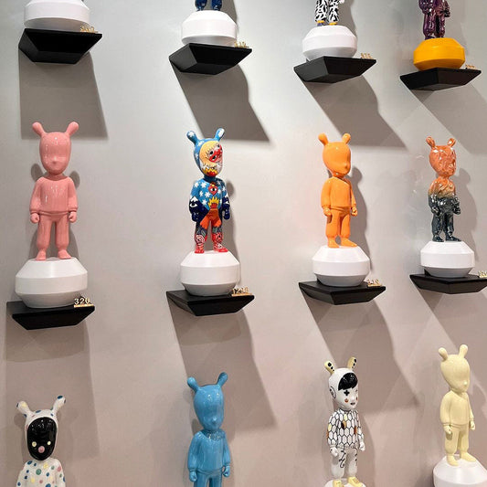 The Guest: A Beginner's Guide to The Collectable Series