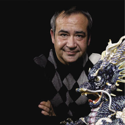 Lladro Sculptor Series Francisco Polope Brings Technique to Life - Lladro Sculptor Francisco Polope Portrait