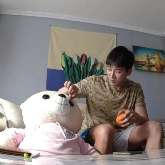 Spotted: See Which Korean Actor Loves Lladró by FormFluent 