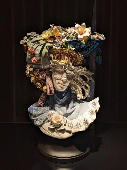  Lladró Venetian Fantasy Woman Sculpture Limited Edition Sculpture by Lladró at  FormFluent