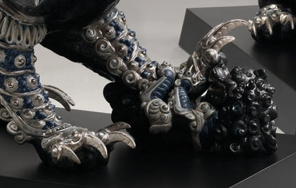  Lladró Guardian Lioness Sculpture Black Limited Edition Sculpture by Lladró at  FormFluent