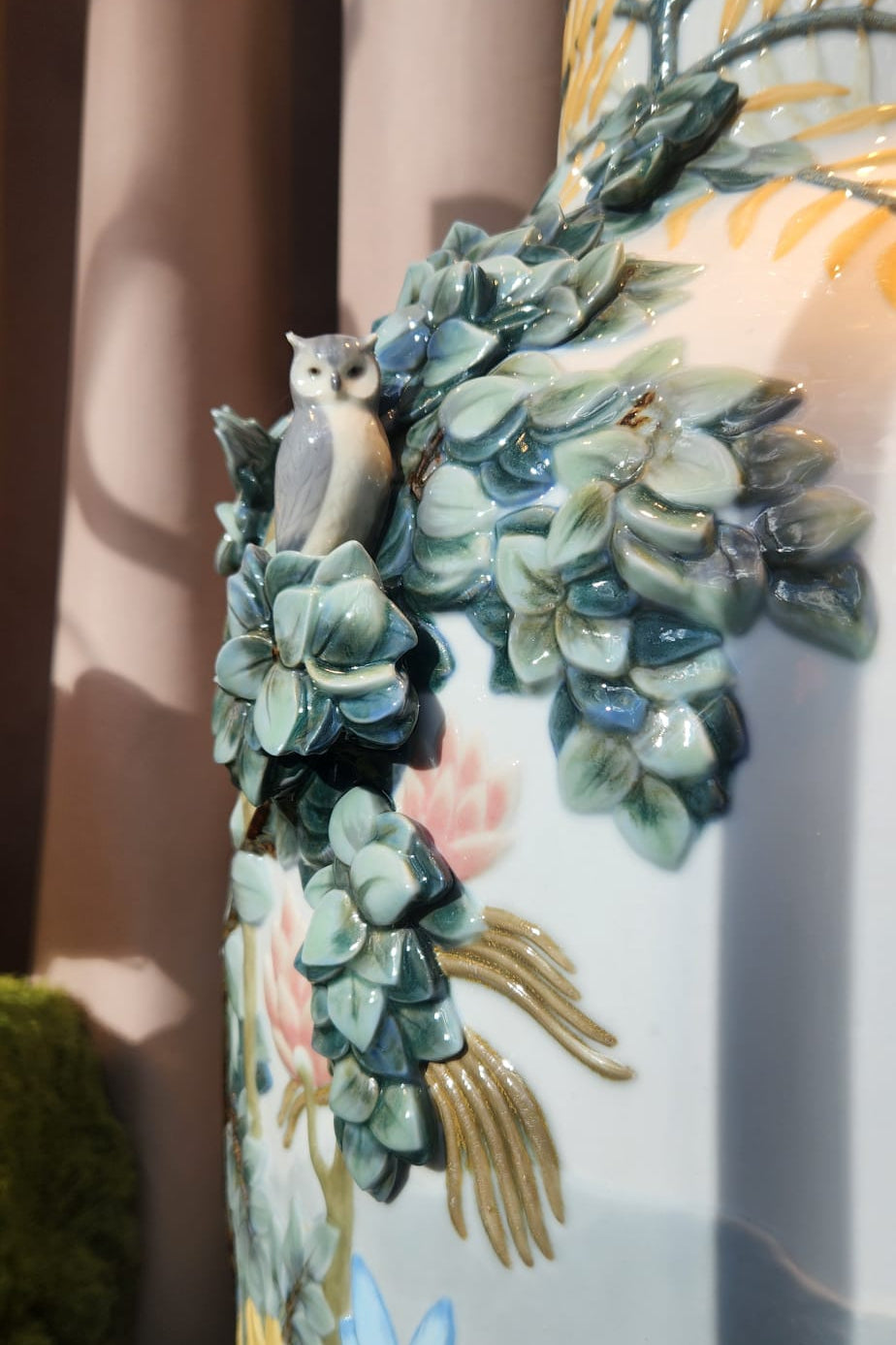 Lladró Paradise Vase Animal Life Figurine Limited Edition - FormFluent