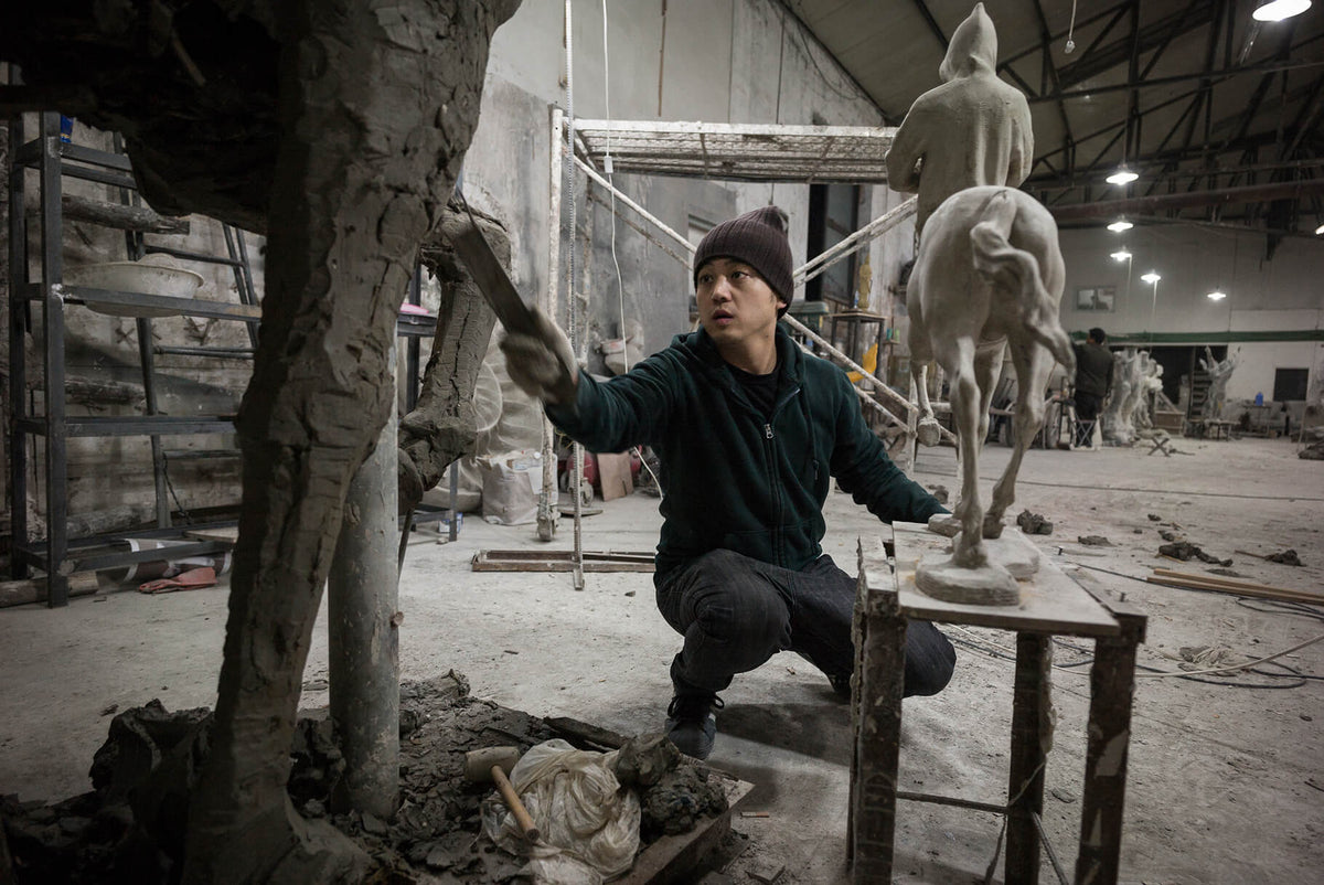 Lladró Theodosia – Respect Sculpture by Huang Yulong, 2026. Limited Edition - FormFluent