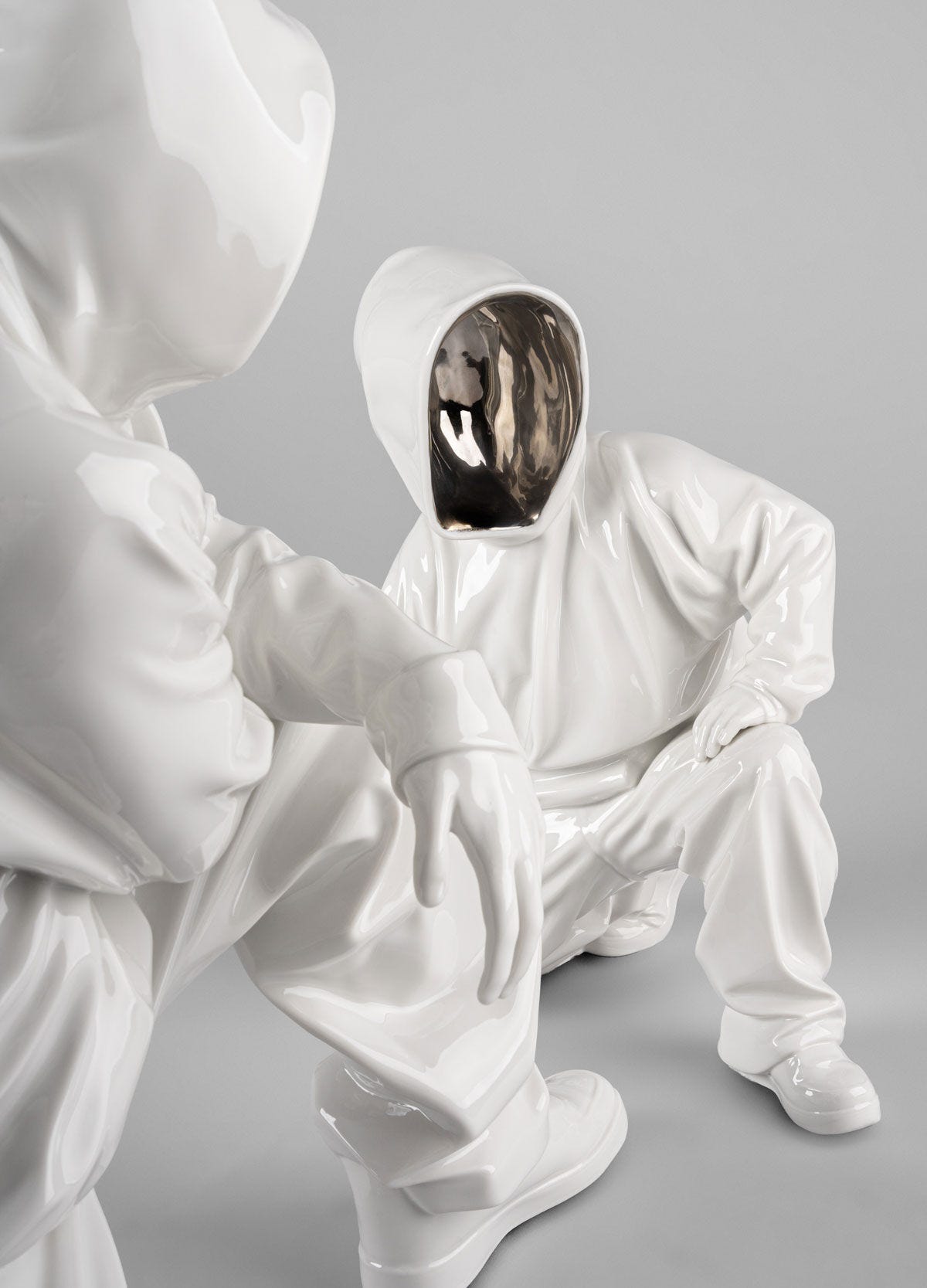 Lladró Theodosia – Respect Sculpture by Huang Yulong, 2026. Limited Edition - FormFluent