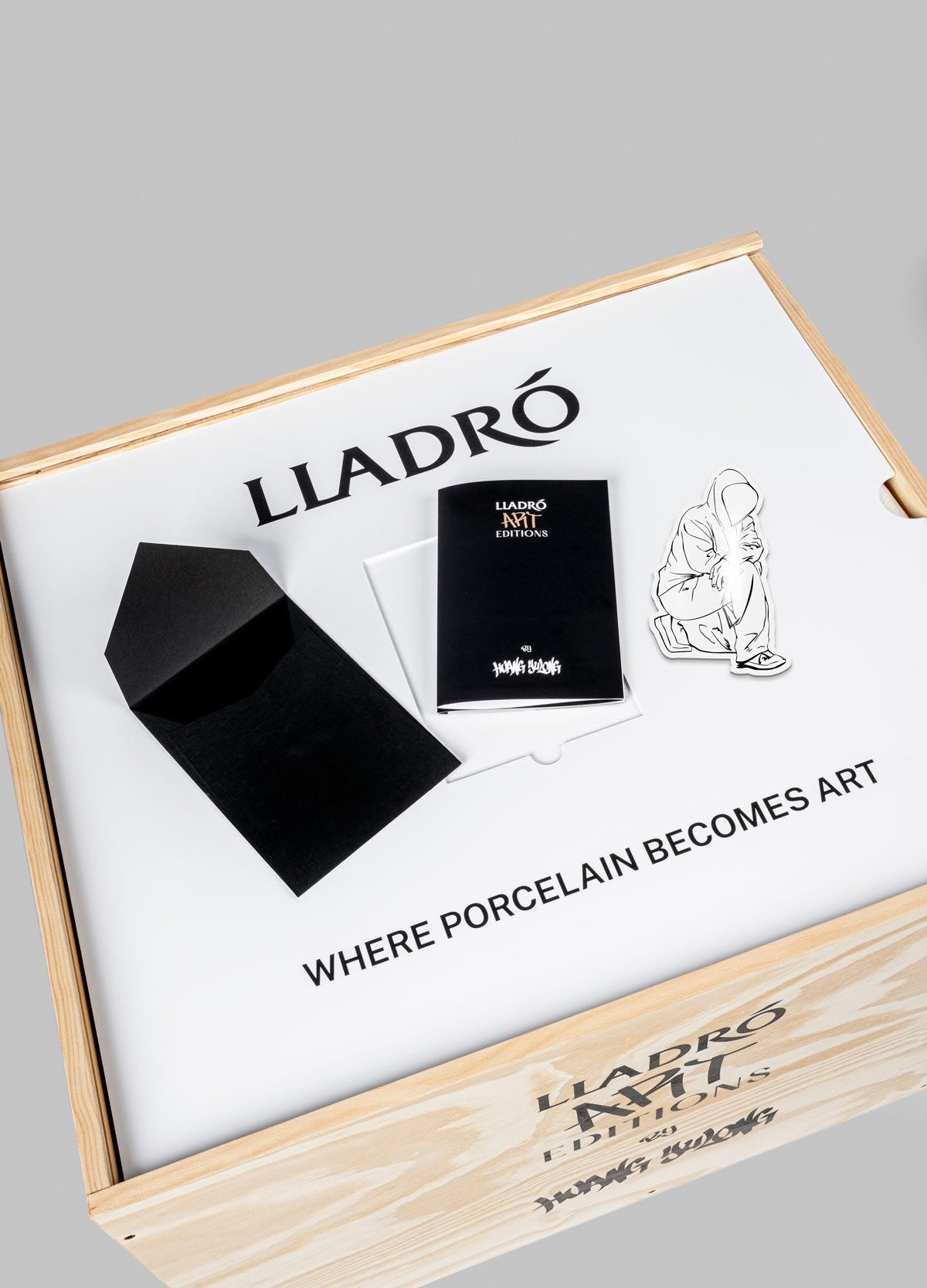 Lladró Theodosia – Respect Sculpture by Huang Yulong, 2026. Limited Edition - FormFluent