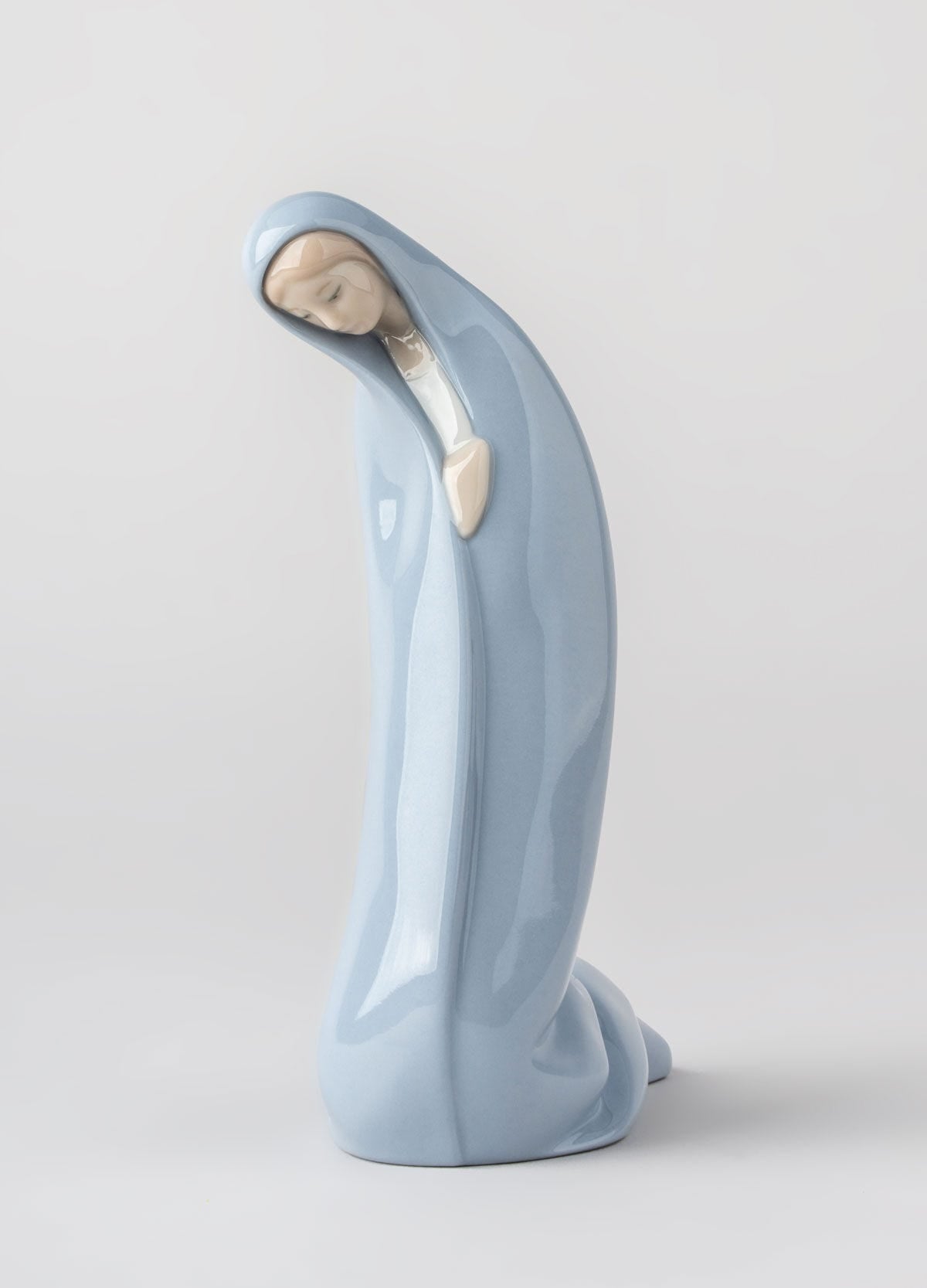 Lladró Madonna Nativity Figurine
